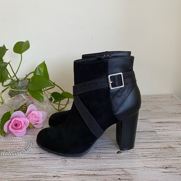 🌸Ankle boots / Size9 /Black - Picture 3 of 5